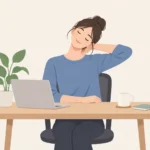책상 앞에 앉은 사람이 손으로 목 뒤쪽을 짚으며 고개를 천천히 옆으로 기울이는 모습